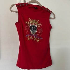 Red tank top perfect for any type jeans.